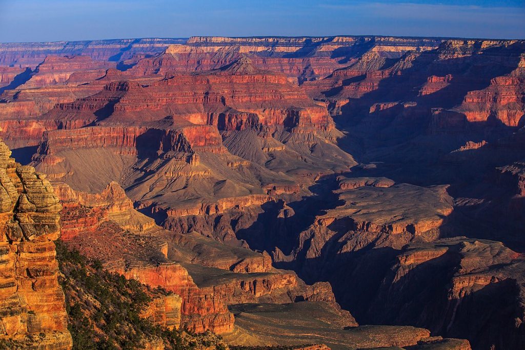 The picturesque Grand Canyon. A visit here is a must for your USA Bucket List.