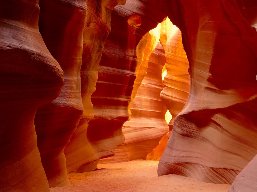 The stunning Antelope Canyon in the US is one of the most incredible bucket list ideas. 