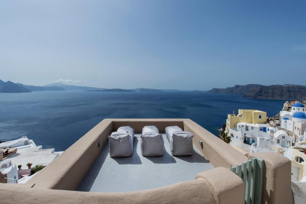 Ammos Oia Mansion is one of the best Greek island villas to rent.