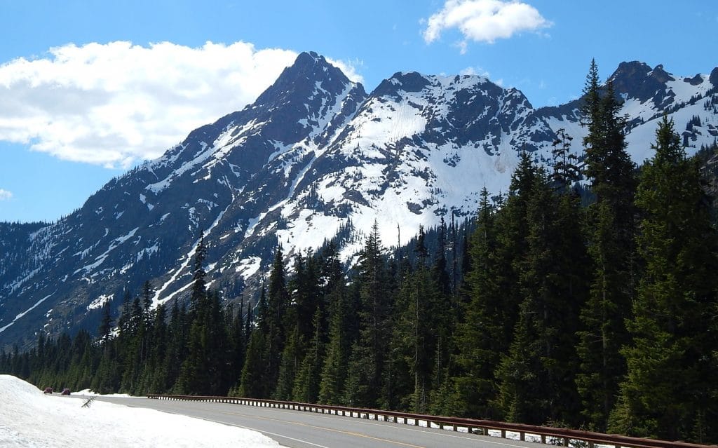 Whistlers Mountain and Indian Ridge is one of the best hikes in Jasper National Park.