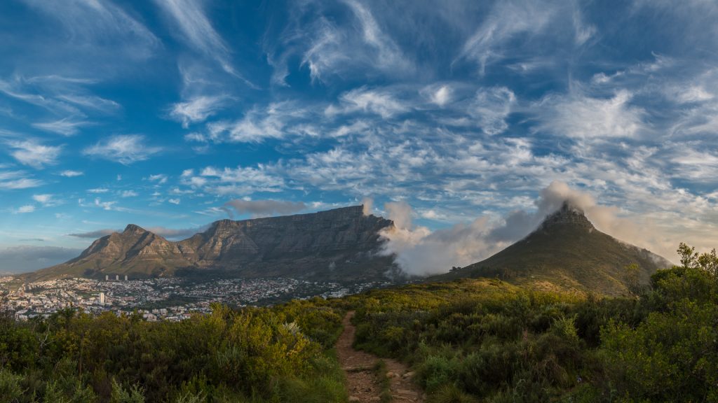 Table Mountain is one of the most romantic places to propose in the world.