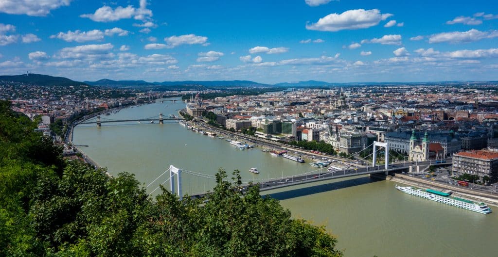 The Danube flows through ten countries.