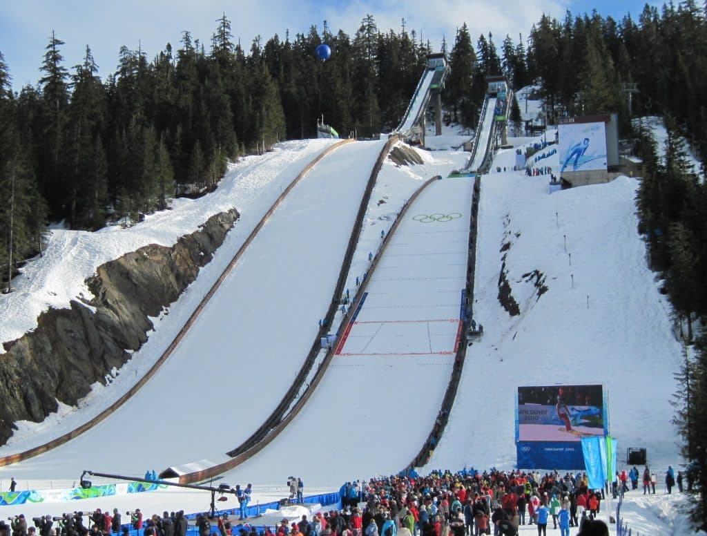 Skiing and snowboarding is one of the best things to do in Vancouver in winter.