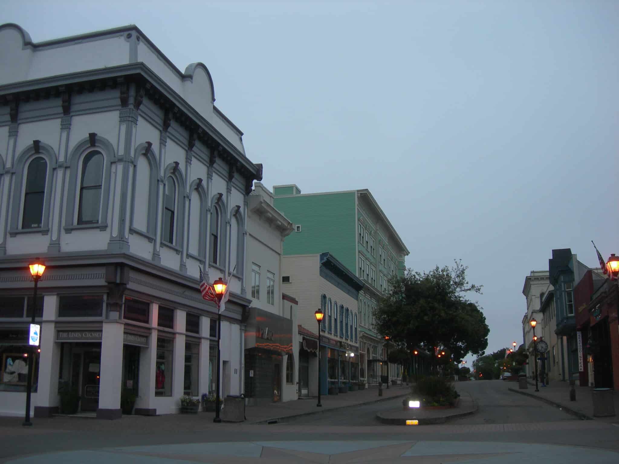 Top 10 most DANGEROUS cities in California, RANKED