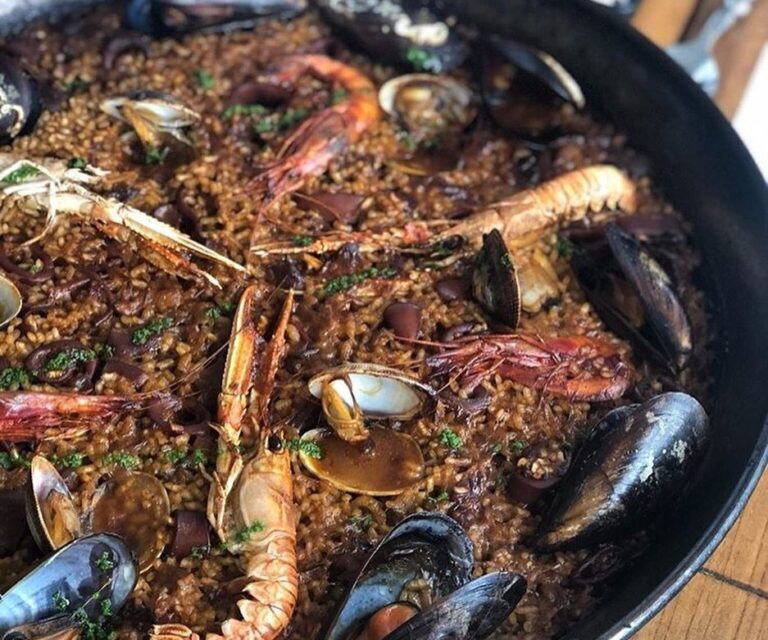 Top 5 restaurants for the best PAELLA in BARCELONA