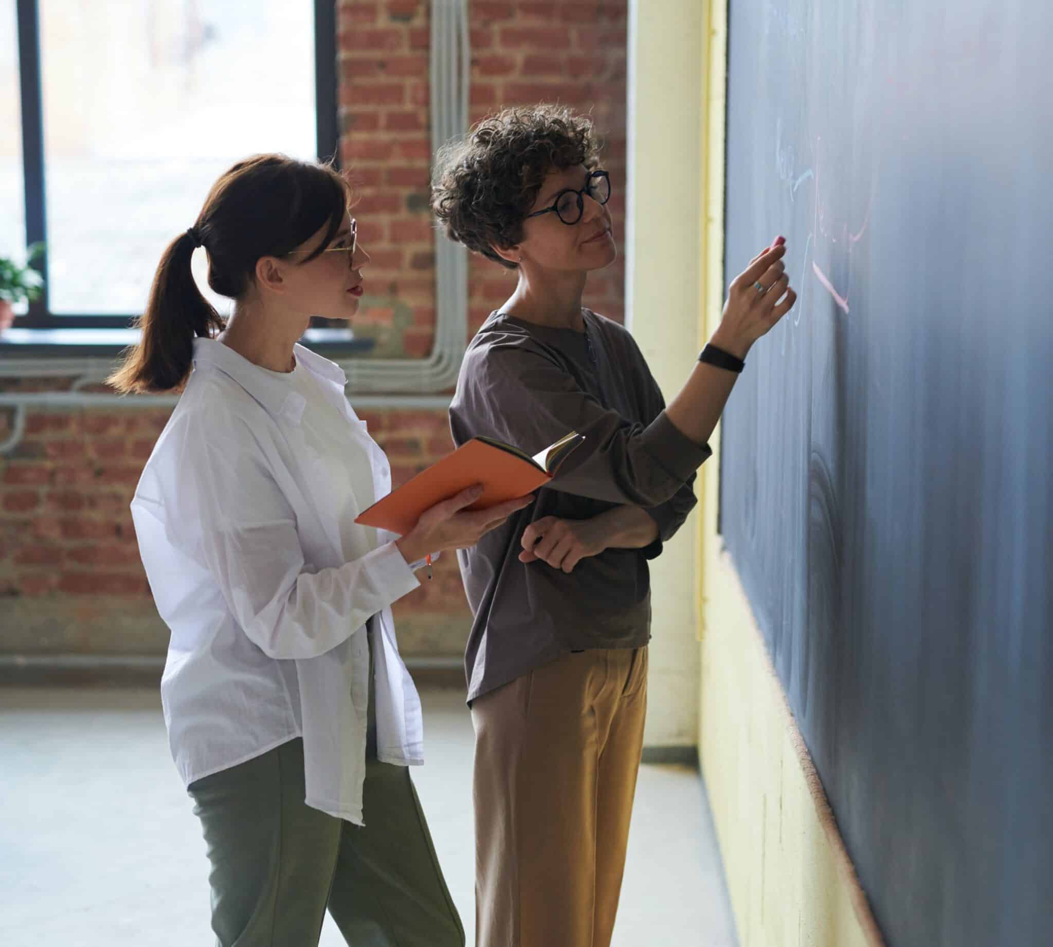 The 5 BEST countries for TEACHING English in Europe