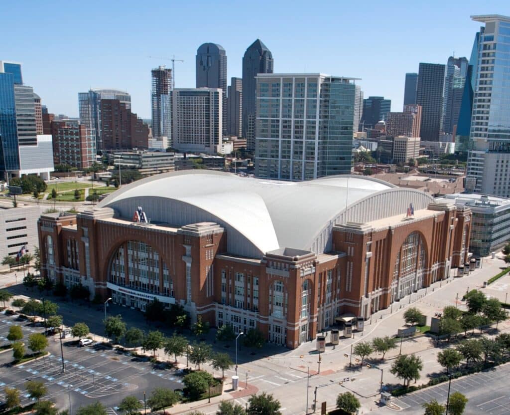 American Airlines Center is one of the biggest gyms in the world.