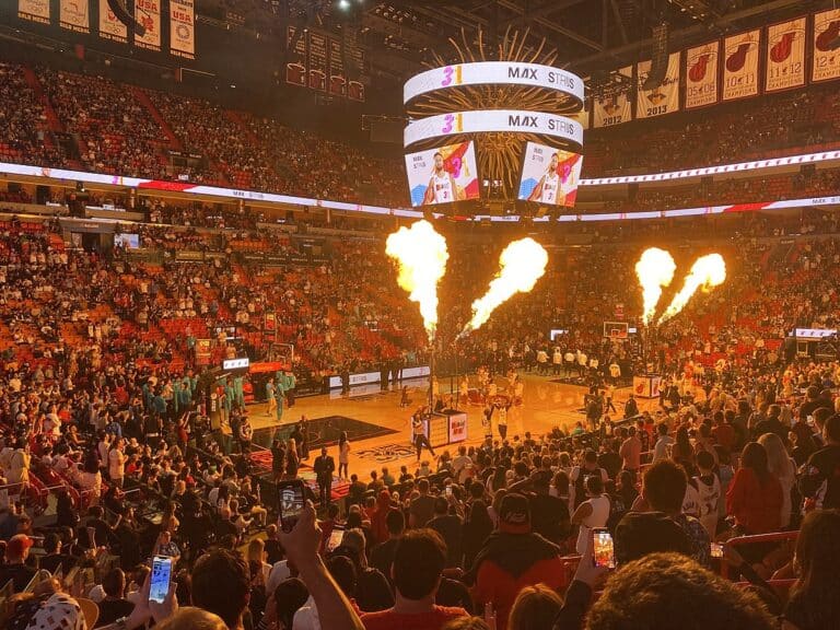 Top 10 best NBA stadiums for atmosphere, RANKED