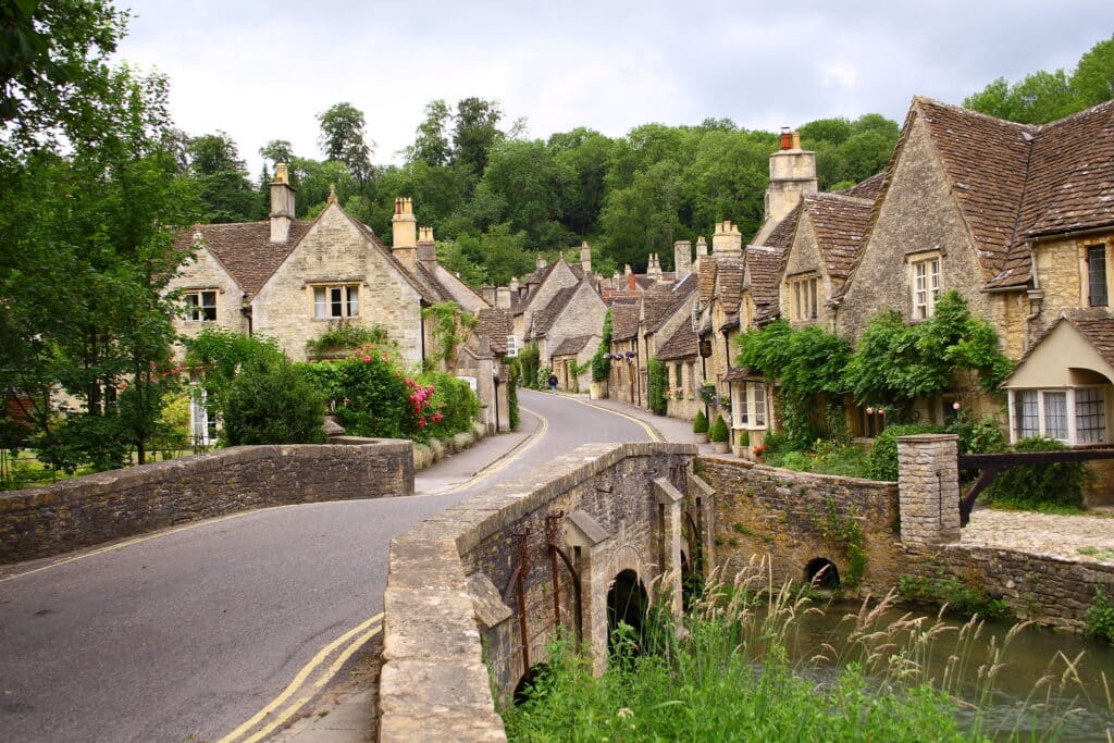 Top 10 towns and villages in the Cotswolds.