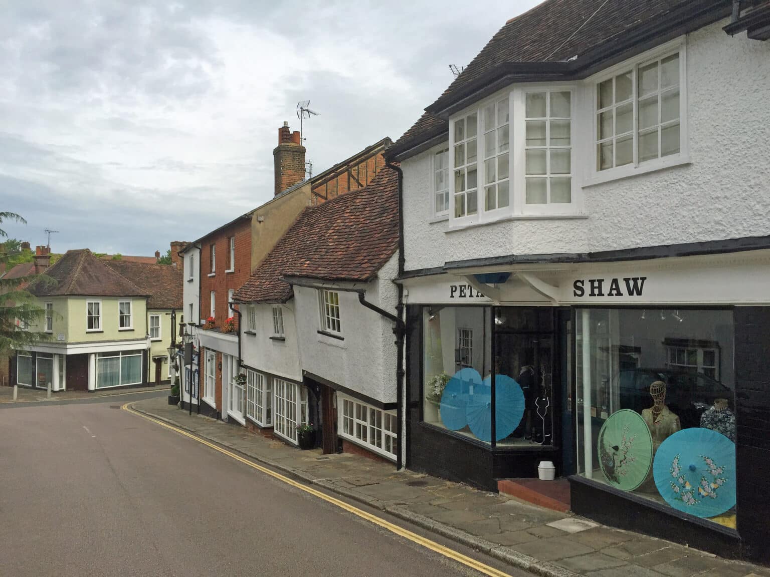 10 most BORING CITIES in the world (ideal for boring people)